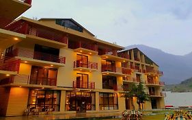 The Sarai Hotel & Resort